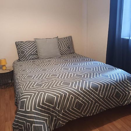 מולאן Maison Meublee Avec Parking מראה חיצוני תמונה